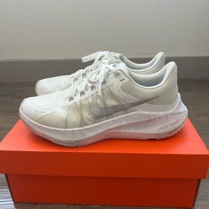 Nike Zoom Winflo Running Shoes